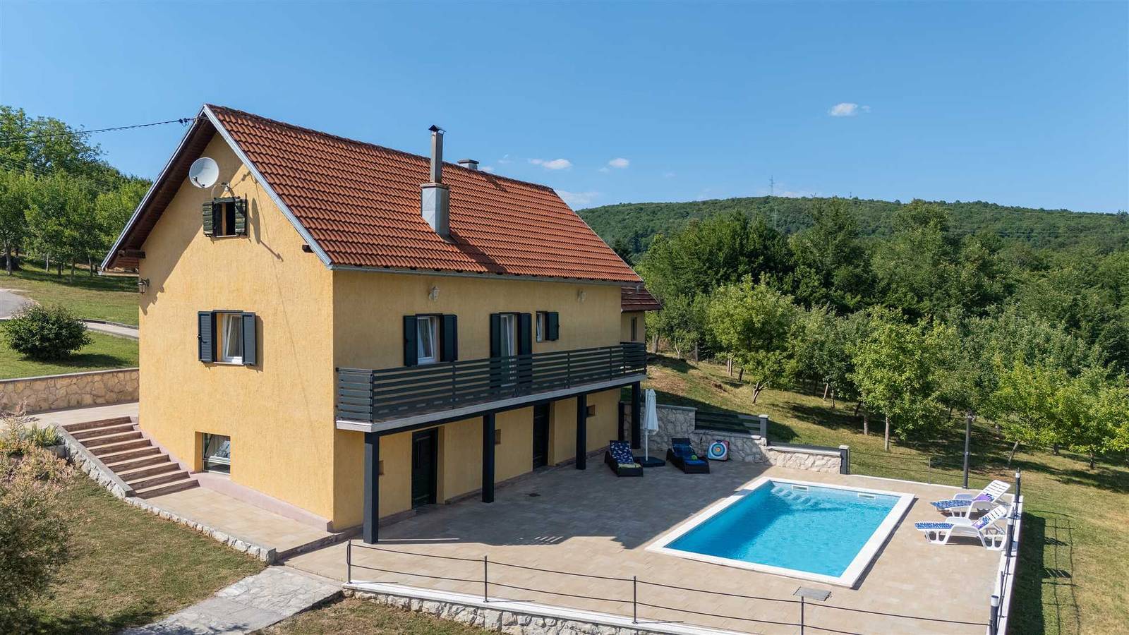 Holiday Home Roza by Aneo Travel in Prozor, Condado de Lika-Senj