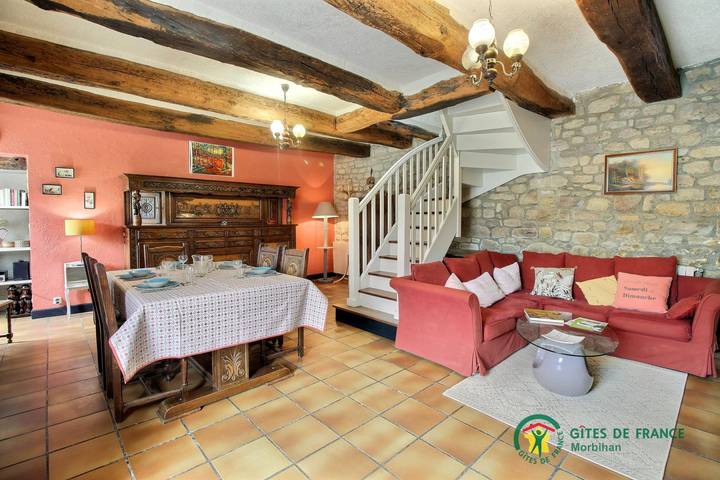 Gîte pour 5 personnes, avec jardin à Crach - 2