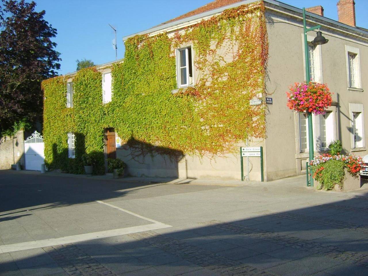 Rose Trémière Family Suite in Machecoul-Saint-Même, Région de Nantes