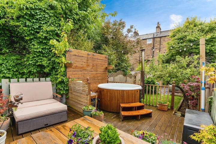 Holiday rental for 4 people, with garden in Flintshire
