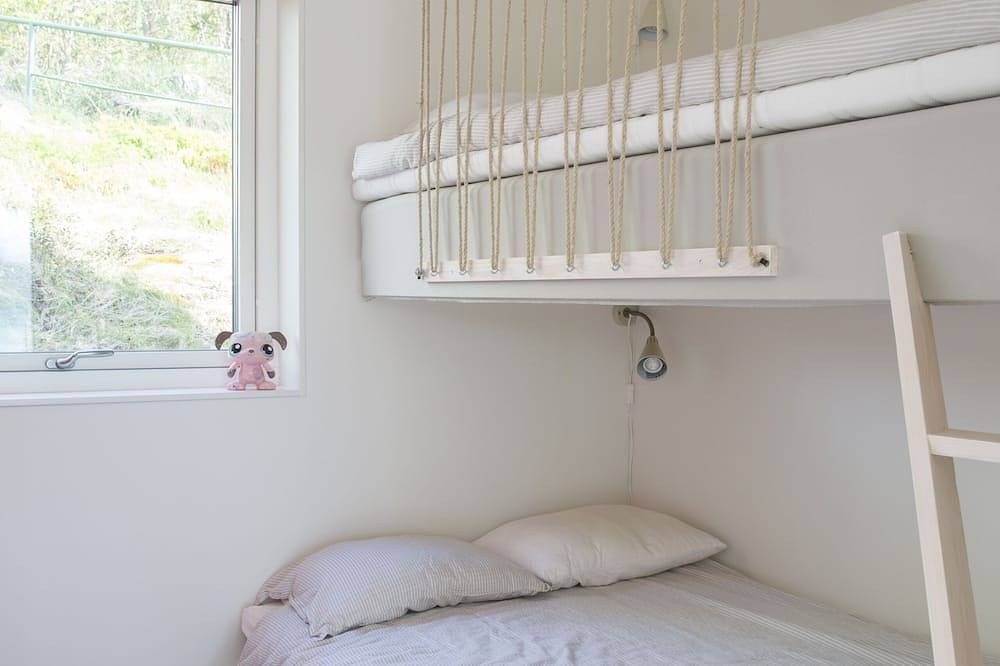 Design-Haus mit eigenem Pier am See in Varberg, Halland