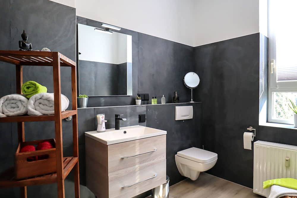 Apartamento entero, *New* Central (5min to city center) *Netflix & Amazon Prime* Kleiststrasse 4 Md in Magdeburgo, Elbe-Börde-Heide