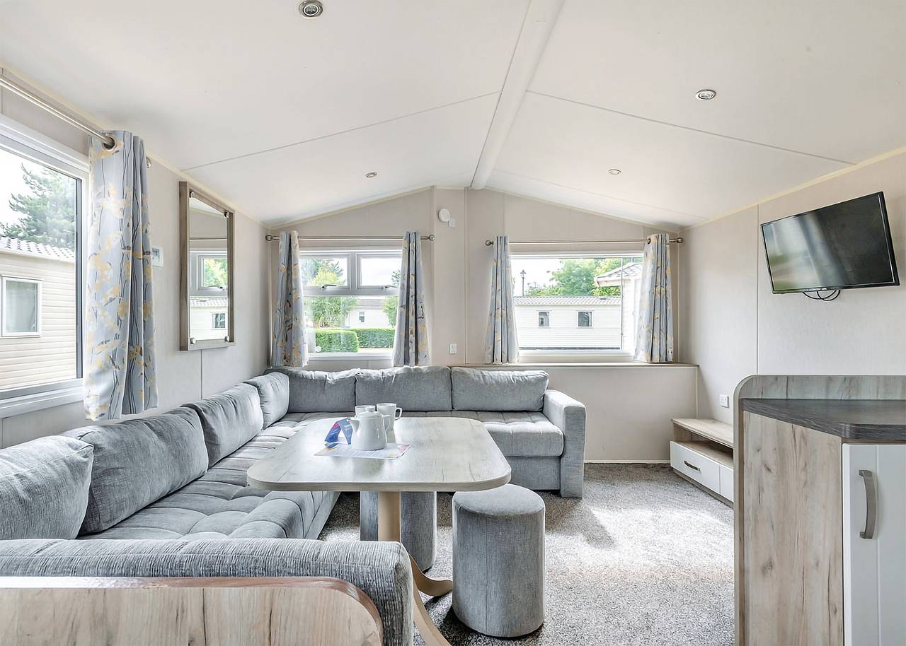 Silver 3 Caravan, slps 8, ensuite, decking in Camber Sands, Camber