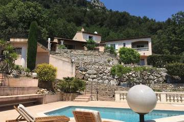 Gîte pour 3 personnes, avec jardin à Saint-Jeannet