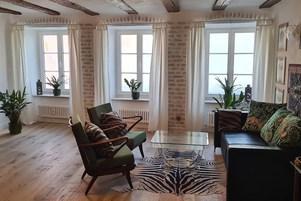 Ganze Wohnung, Neu renovierte Altstadt Wohnung in Landsberg am Lech, Romantische Straße