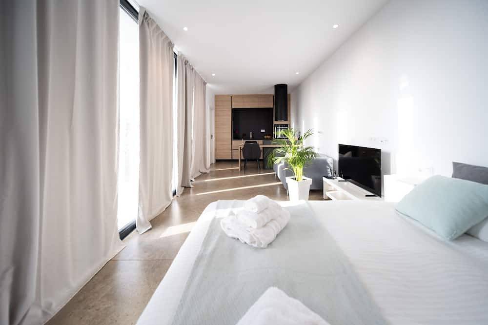 Lajares Luxury Villa Minimalista con Estudio y Vistas Panorámicas a los Volcanes in Lajares, La Oliva