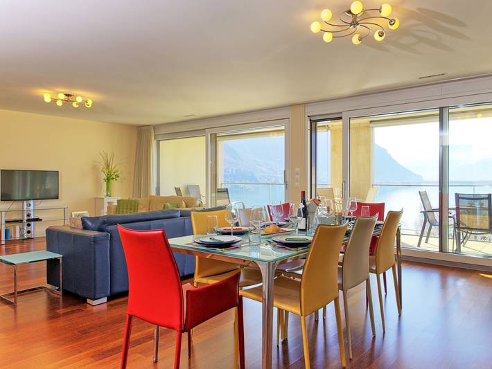 Ferienwohnung für 8 Personen, mit Garten und Ausblick sowie Seeblick und Sauna in Montreux - 3