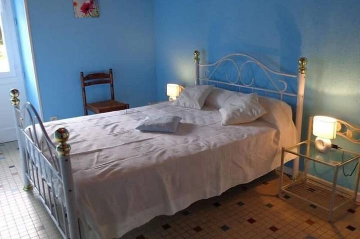 Gîte pour 8 personnes, avec jardin et sauna à Saint-Juire-Champgillon - 3