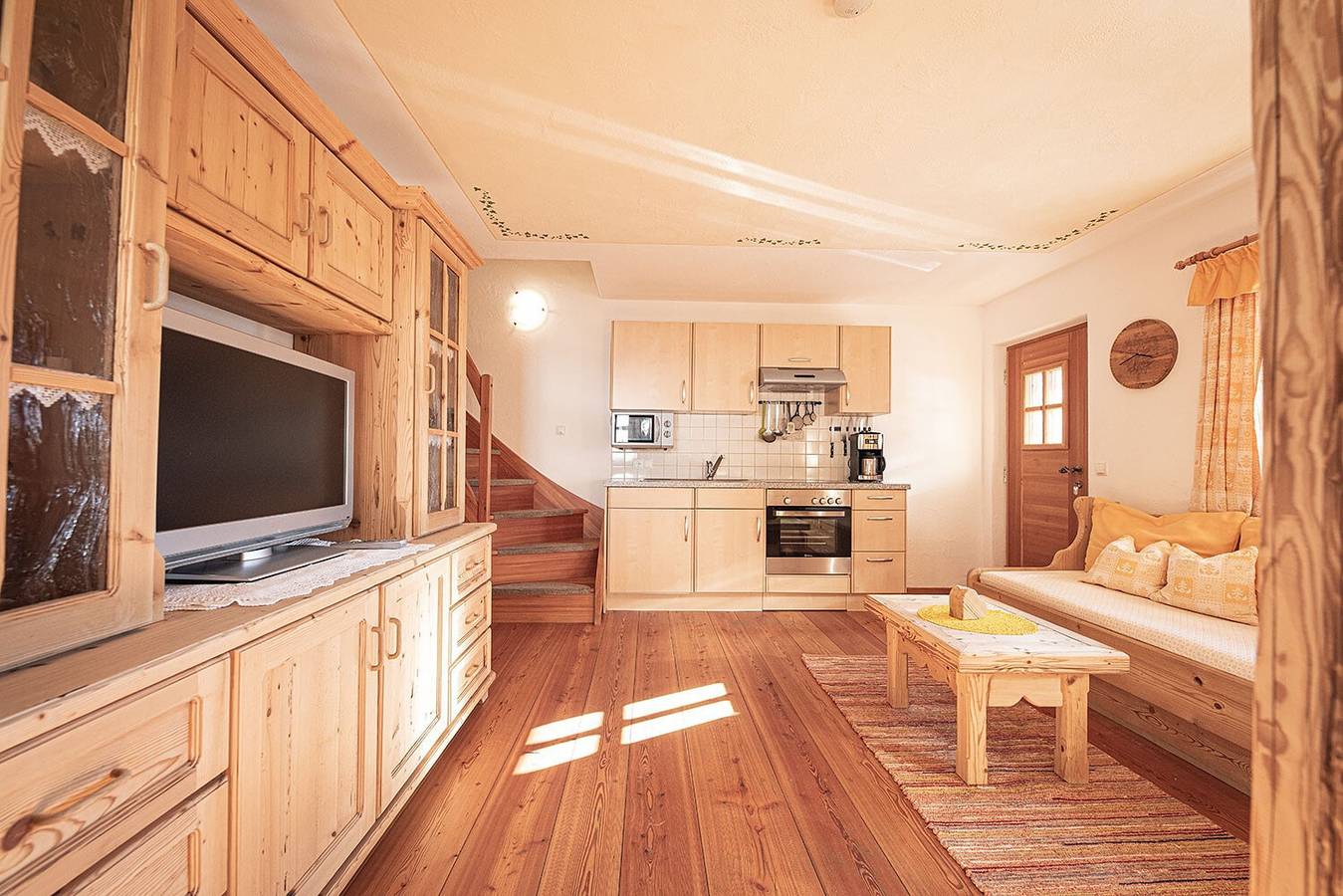 Ganze Wohnung, Ferienwohnung "Himmelschlüssel" mit Bergblick, 2 privaten Terrassen und Wlan in Ahornach, Sand in Taufers
