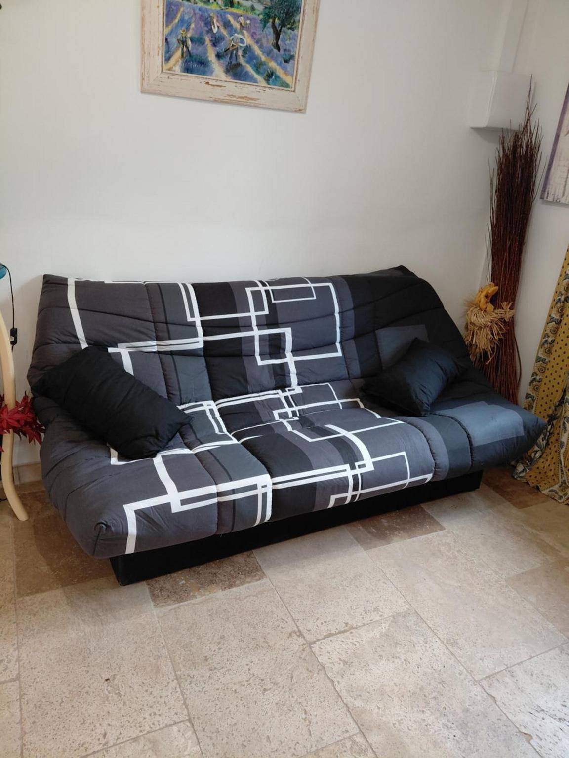 Hel lejlighed, Raymond's Studio Retreat in Verfeuil – Peaceful Stay Near Uzès & Barjac in Verfeuil, Nimes Området