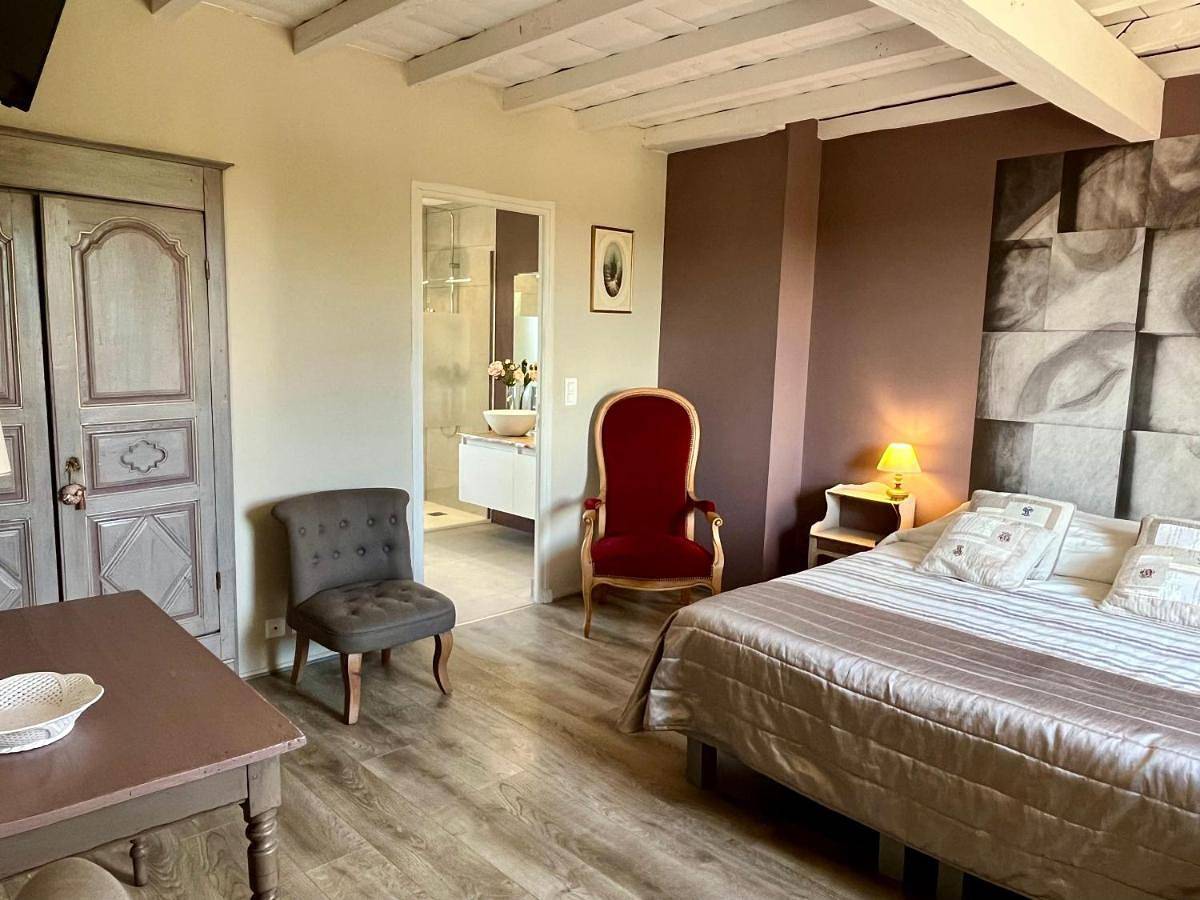 Superior Double Room in Lavaur, Région de Castres
