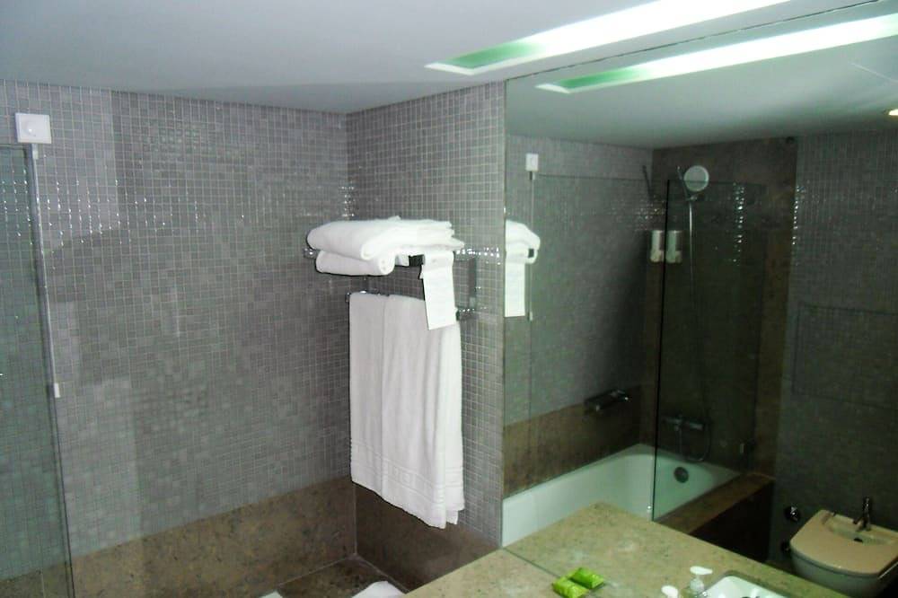 Apartamento inteiro, Estudio com beliche vista mar em Hotel**** in Carvalhal, Costa Alentejana