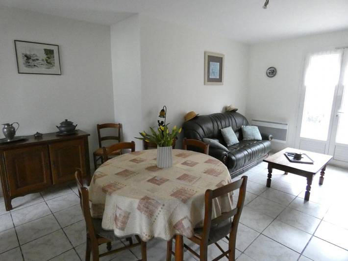 Acogedora casa con terraza privada, WiFi y fácil acceso a la playa in Hesdigneul-lès-Boulogne, Boulogne-sur-Mer region
