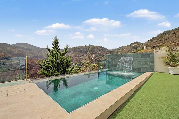 Casa de vacaciones para 10 personas, con Jardín en Moya