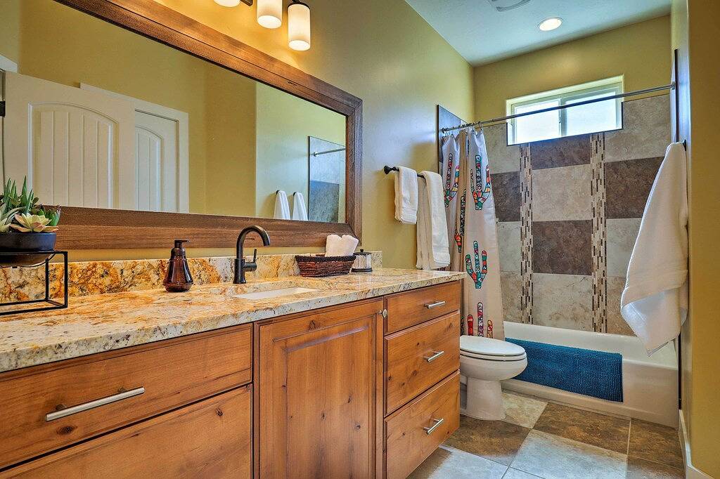 Mountain View Home 30 Minuten zum Zion National Park! in La Verkin, Zion Nationalpark