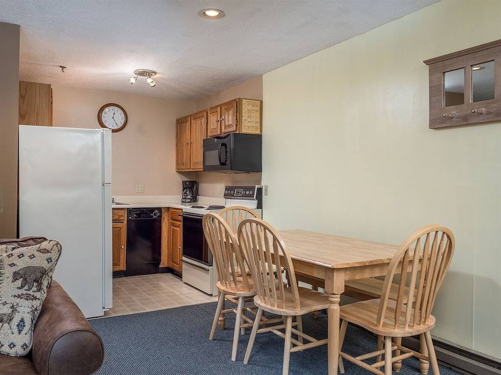 Brookside I | 2 Bed, 1 Bath in Newry, Sunday River