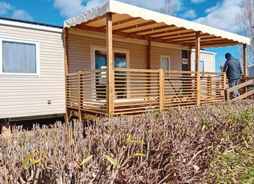 Camping pour 6 personnes, avec terrasse et piscine à Vias
