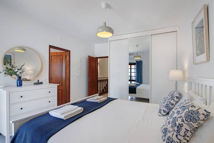 Location de vacances pour 8 personnes, avec jardin à Altura - 4