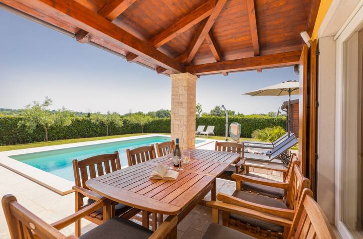 Villa für 8 Personen, mit Sauna und Garten sowie Pool in Porec und Umgebung - 4