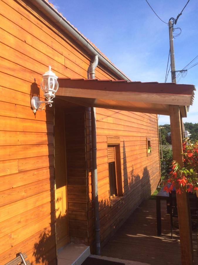 Chambre d’hôte pour 3 personnes, avec terrasse ainsi que vue et jardin, animaux acceptés