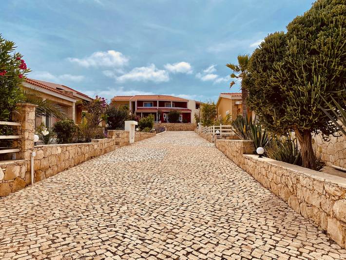 Geheel appartement, Vakantieappartement voor 2 personen met balkon/terras in Maio