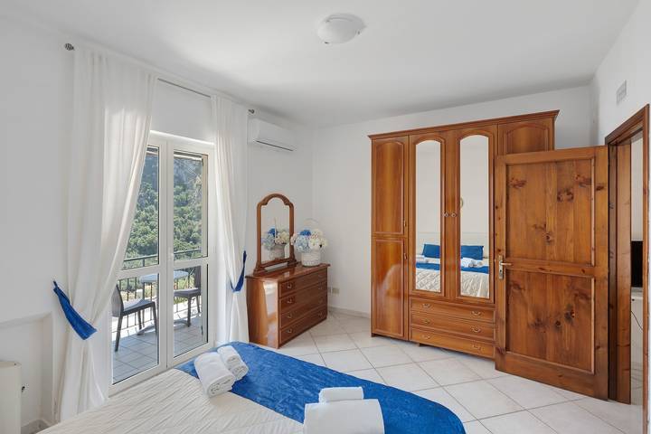 Ganze Wohnung, Apartment 'Appartamento Napoli' mit Meerblick, WLAN und Klimaanlage in Massa Lubrense, Neapel Provinz