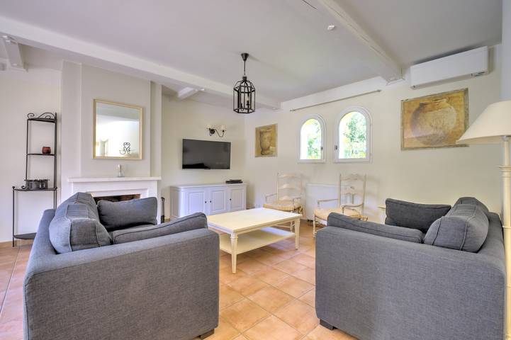 Location de vacances pour 8 personnes, avec jardin et terrasse à La Motte - 4