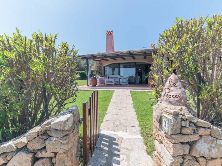 Casa vacanza per 4 persone, con Terrazza e Giardino a Porto Rafael