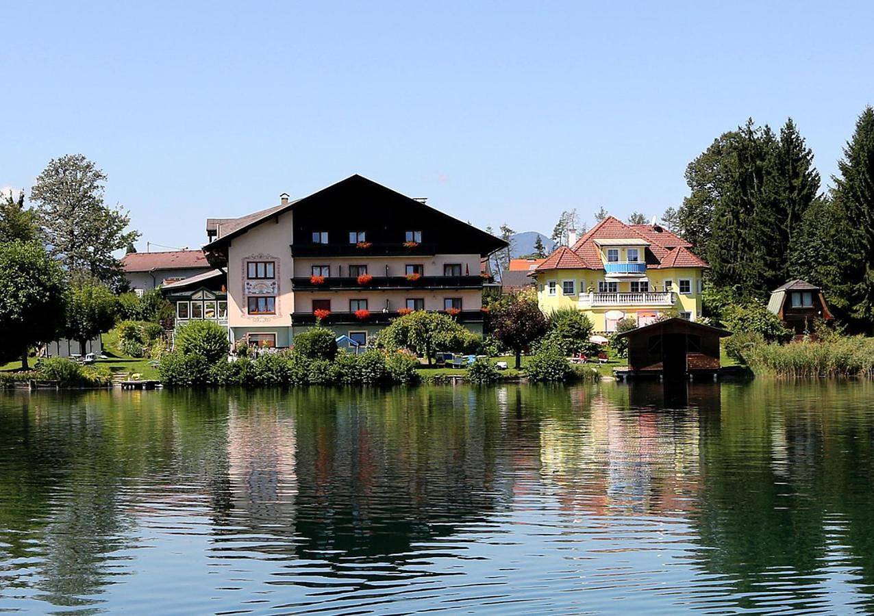Seepension Smoley in St. Magdalen (Villach), Villach