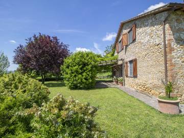 Casa vacanza per 4 persone, con giardino e panorama in Narni