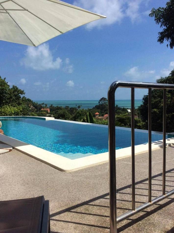 Appartement de vacances pour 2 personnes, avec jardin et vue ainsi que piscine et vue sur le lac
