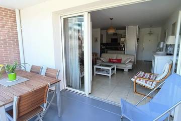 Gîte pour 4 personnes, avec terrasse et jardin dans Office De Tourisme D Andernos
