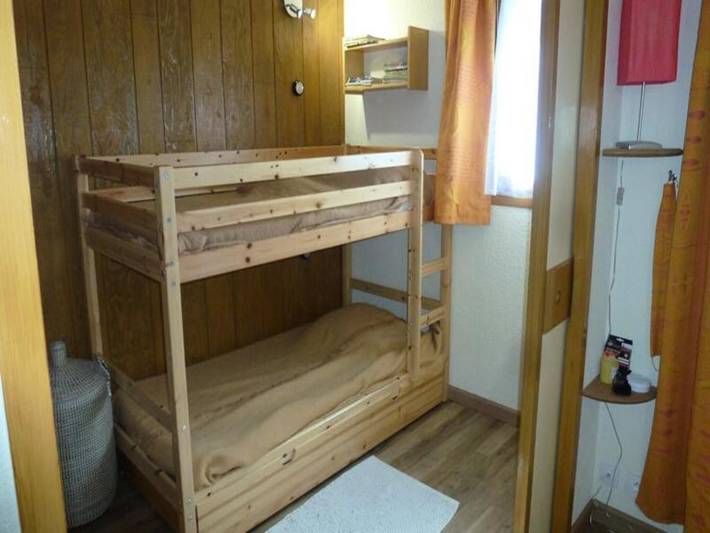 Chalet pour 4 personnes, adapté aux familles à Isola - 2