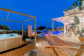 Διαμερίσματα Διακοπών για 10 Άτομα σε Καταστάρι, Αλυκές, Φωτογραφία 1