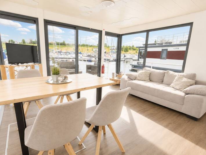 Ferienhaus für 4 Personen, mit Terrasse und Seeblick in Weißenfels - 3