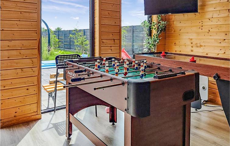 Ferienhaus für 8 Personen mit Pool in Stegna, Zatoka Gdańska
