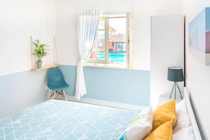 Gîte pour 2 personnes, avec bassin pour enfant et vue ainsi que piscine et jardin à Esmoriz - 4