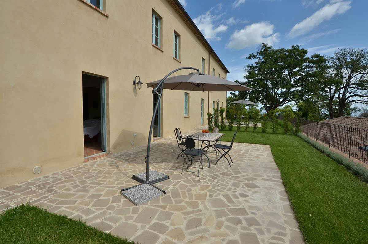 Geheel vakantieappartement, Vakantiewoning met terras, airco en internet  in Trequanda, Provincie Siena