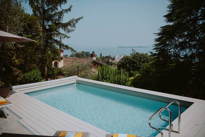 Villa für 15 Personen, mit Garten und Seeblick sowie Balkon, kinderfreundlich in Salò - 2