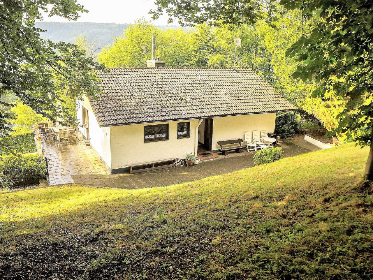 Schöne Aussicht am Eifelsteig in Monschau, Naturpark Hohes Venn-Eifel