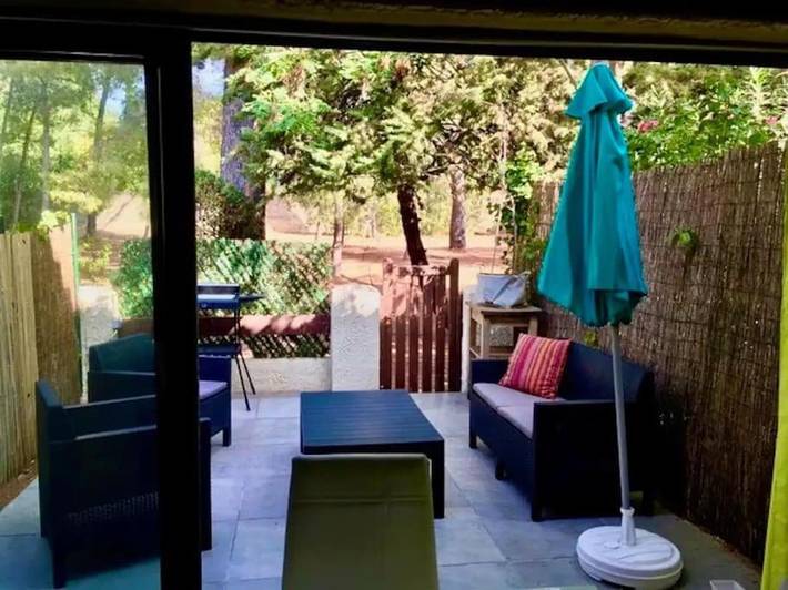 Gîte pour 2 personnes, avec Terrasse dans Port Des Lecques Saint Cyr Sur Mer