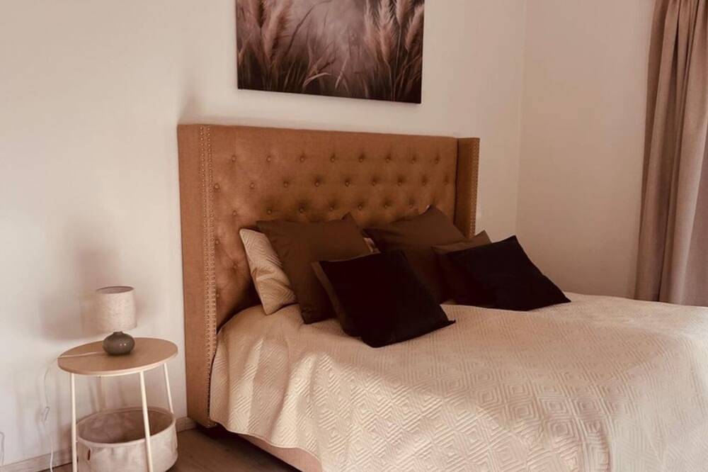 Appartement entier, Quiet apartment in villa in spa area with garden & terrace in Bad Kissingen, Rhön-Bayern