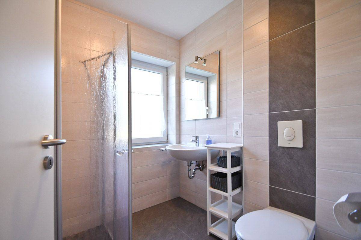 Entire apartment, Vacation apartment for 2 people with terrace in Norddeich, Norden and Surroundings