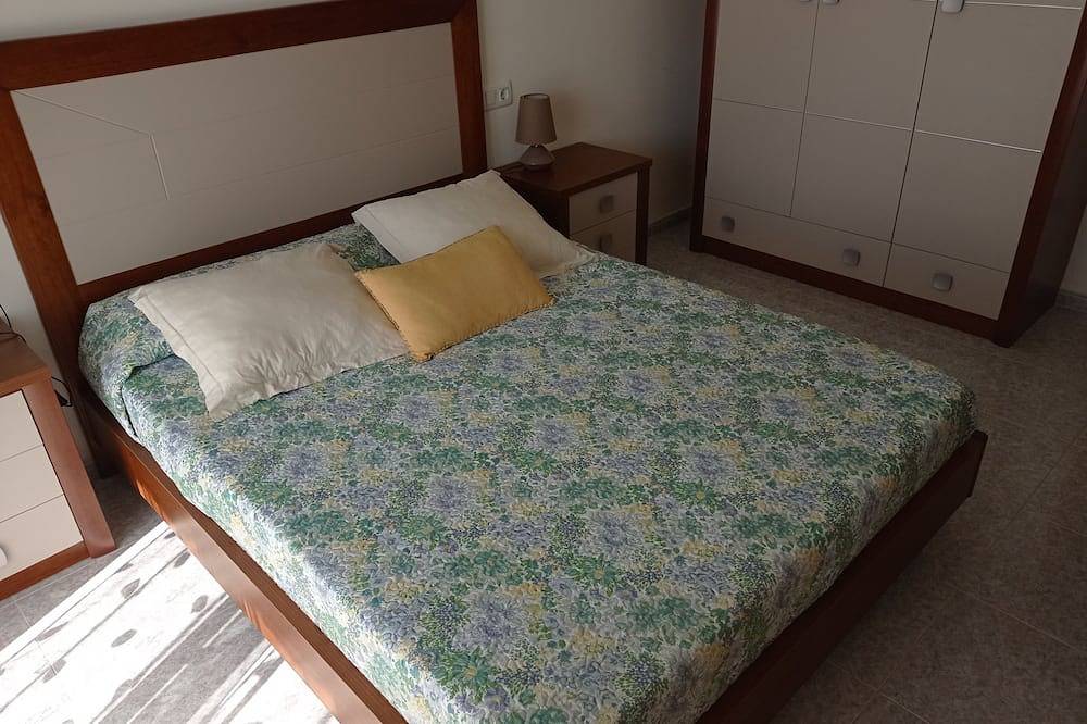 Entire apartment, Apartment with sea view, air conditioning, Wifi and 150m of beach in Benicarló, Costa del Azahar
