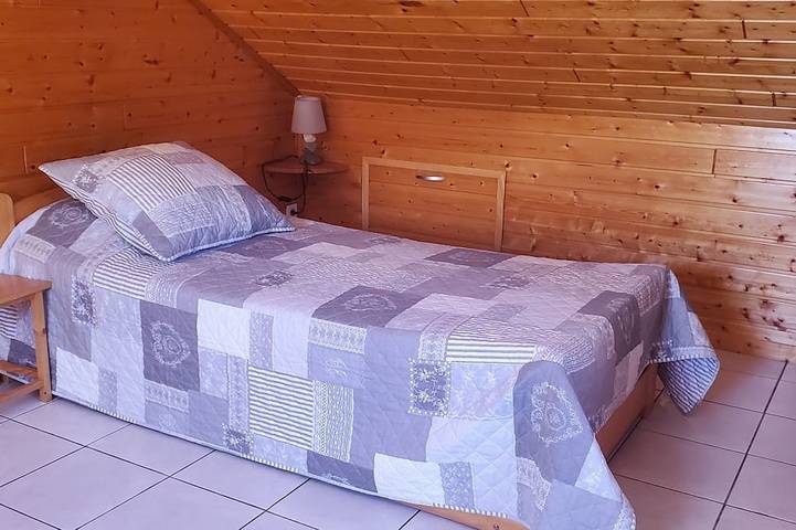 Location de vacances pour 2 personnes, avec jardin à Engins - 3