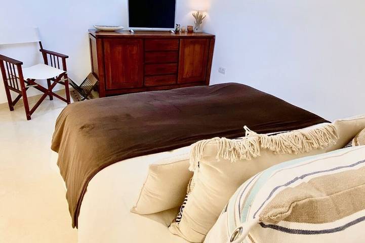 Appartement entier, Appartement de luxe avec vue magnifique sur la mer de la baie de Javea à proximité des services et des plages in Jávea, Costa Blanca