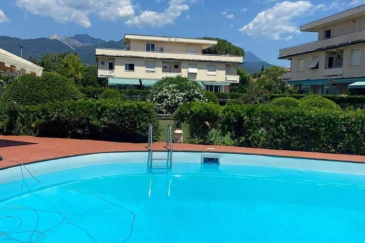 Casa vacanza per 8 persone, con giardino e piscina - 1
