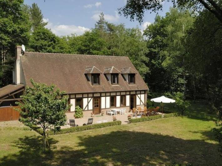 Gîte pour 8 personnes, avec Jardin