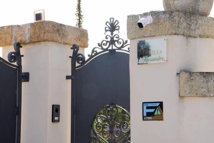 Casa vacanza per 3 persone, con terrazza e giardino a Poggiardo