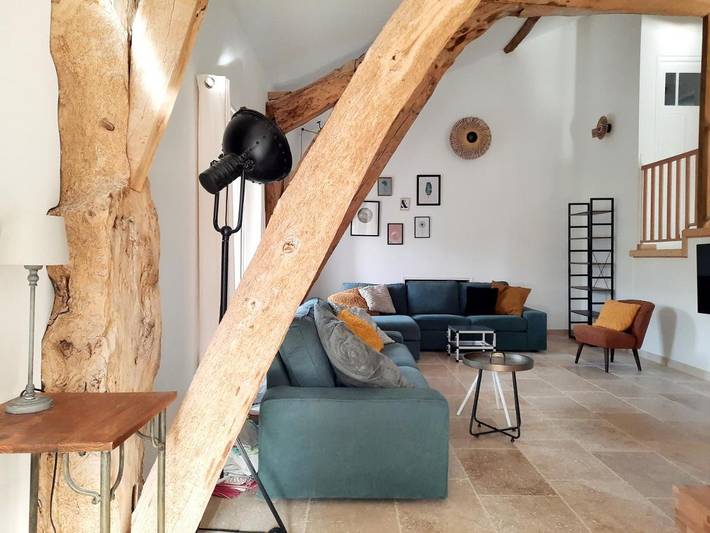 Location de vacances pour 8 personnes, avec piscine et vue sur le lac ainsi que vue et jardin à Touffailles - 4